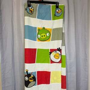 Angry Birds Twin /Full Bedding Set Flat and fitted sheet with  1 pillow case